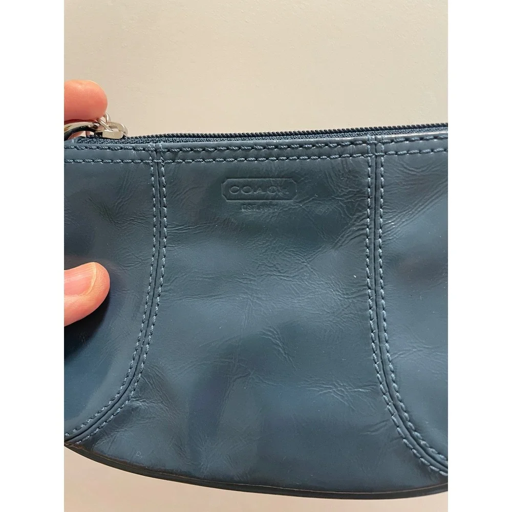 Coach Teal Blue Leather Wristlet Silver Hardware Zip Top Y2K